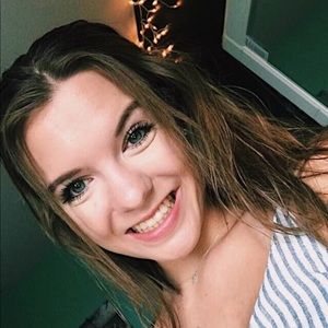 Meet your Posher, Aimee